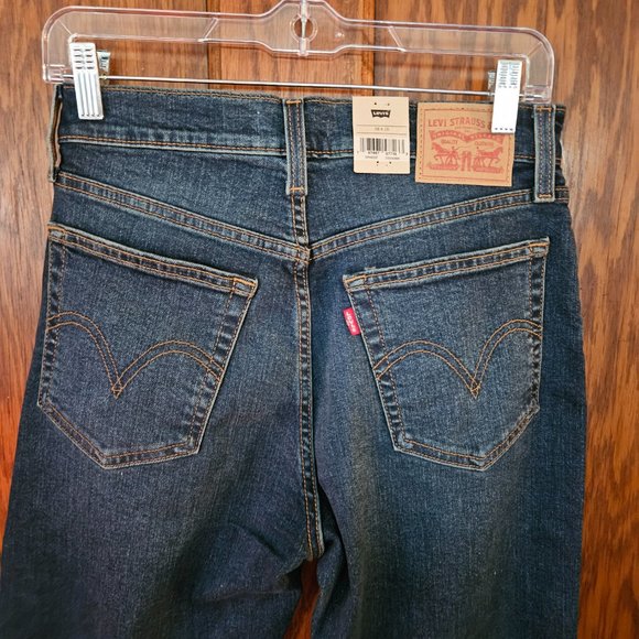 Levi's Women's Wedgie Straight Jeans SZ 28 - Picture 13 of 13